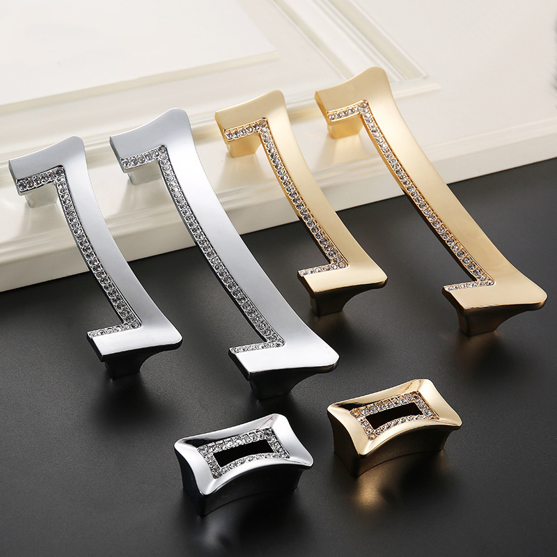 Vintage Furniture Hardware Pulls - Luxury Gold Czech Crystal Cabinet Door