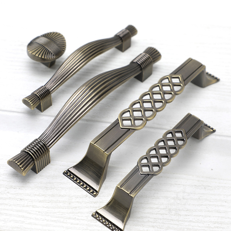 Minimalist Antique Bronze Kitc - Vintage Furniture Hardware Pulls 评论和价格