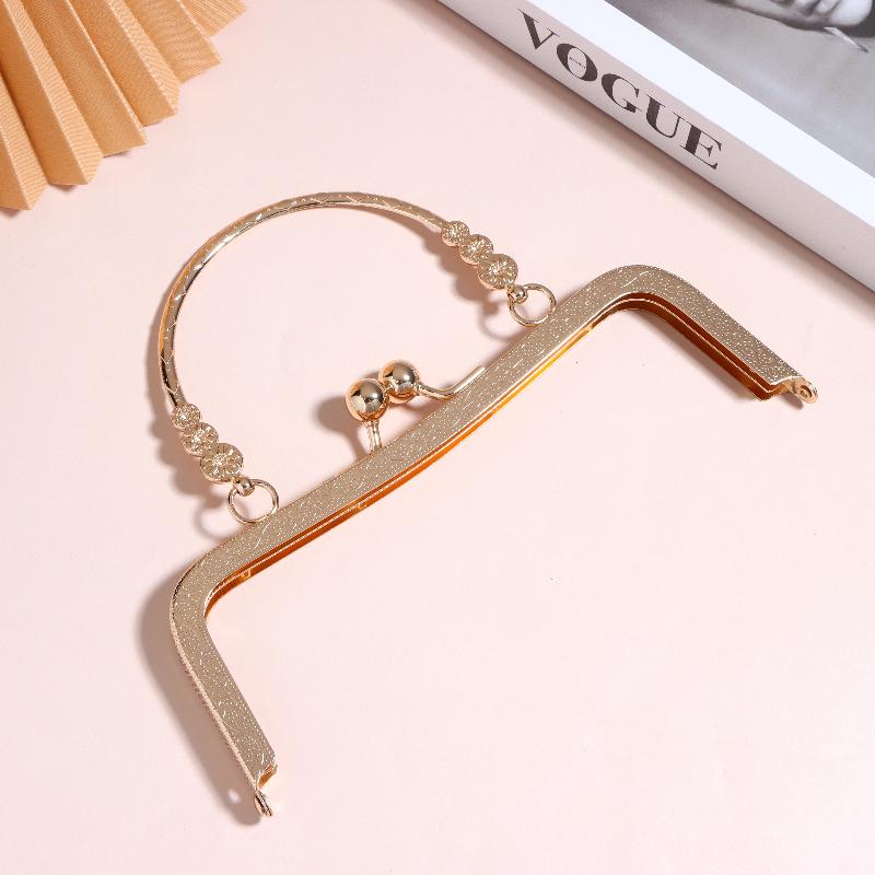 NewMetal Purse Frame With Curv - Zinc Furniture Hardware 评论和价格